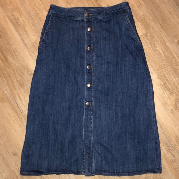 Mossimo Supply Co. Dresses & Skirts - Mossimo denim skirt